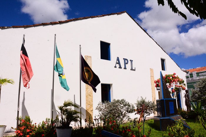 ACADEMIA PARAIBANA DE LETRAS (APL) REALIZA CURSO PARA DOCENTES DE PORTUGUÊS E LITERATURA