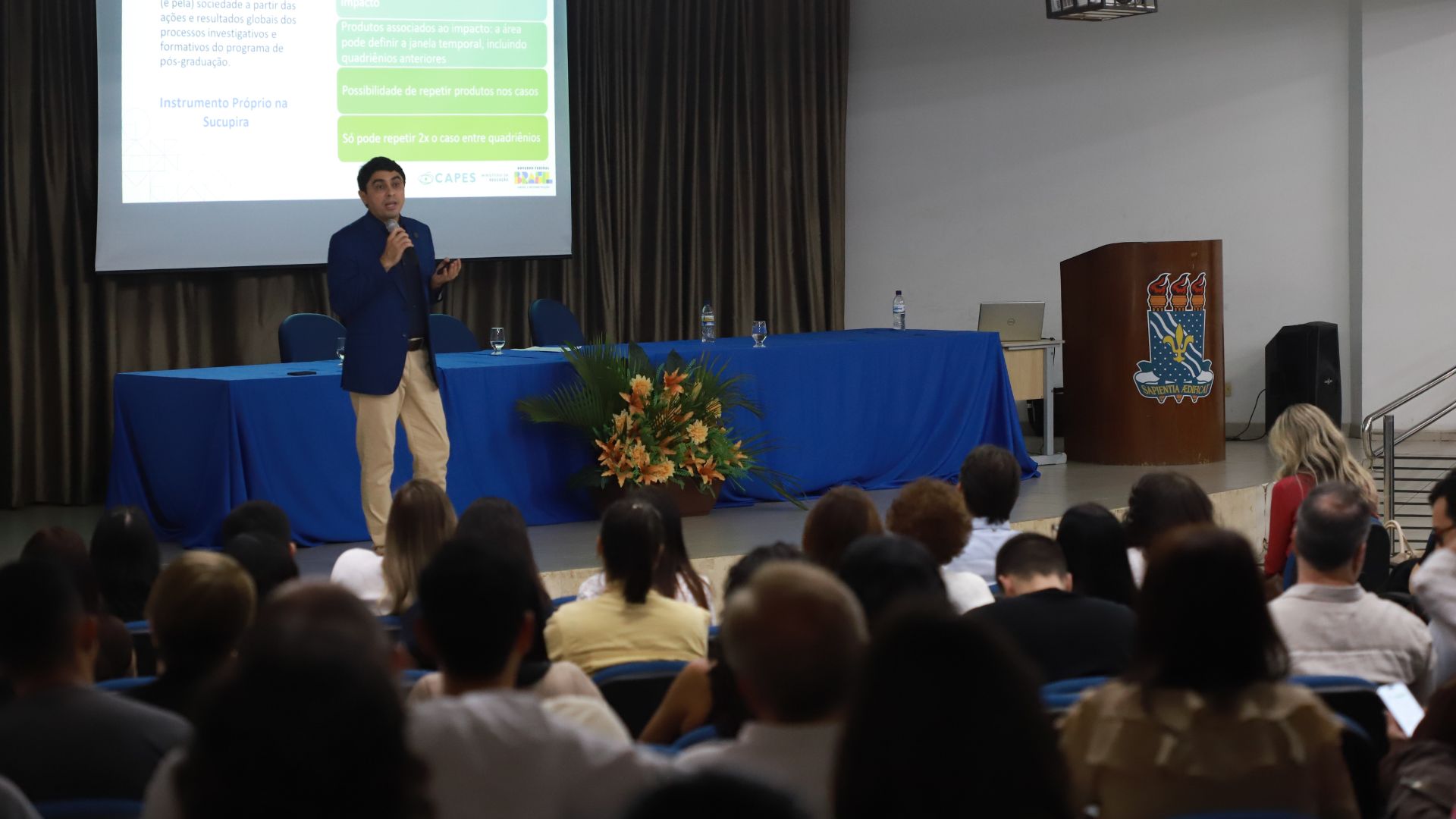 Diretor de Avaliação da Capes conduz seminário sobre pós-graduação na UFPB Diretor de Avaliação da Capes conduz seminário sobre pós-graduação na UFPB