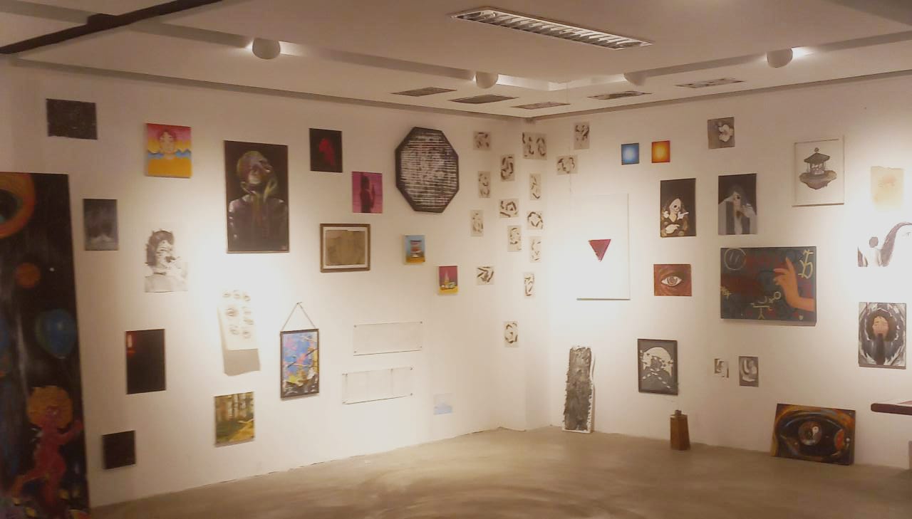 NA UFPB, GALERIA LAVANDEIRA PROMOVE A EXPOSIÇÃO ‘GABINETE DO ACÚMULO’, ATÉ 15 DE ABRIL