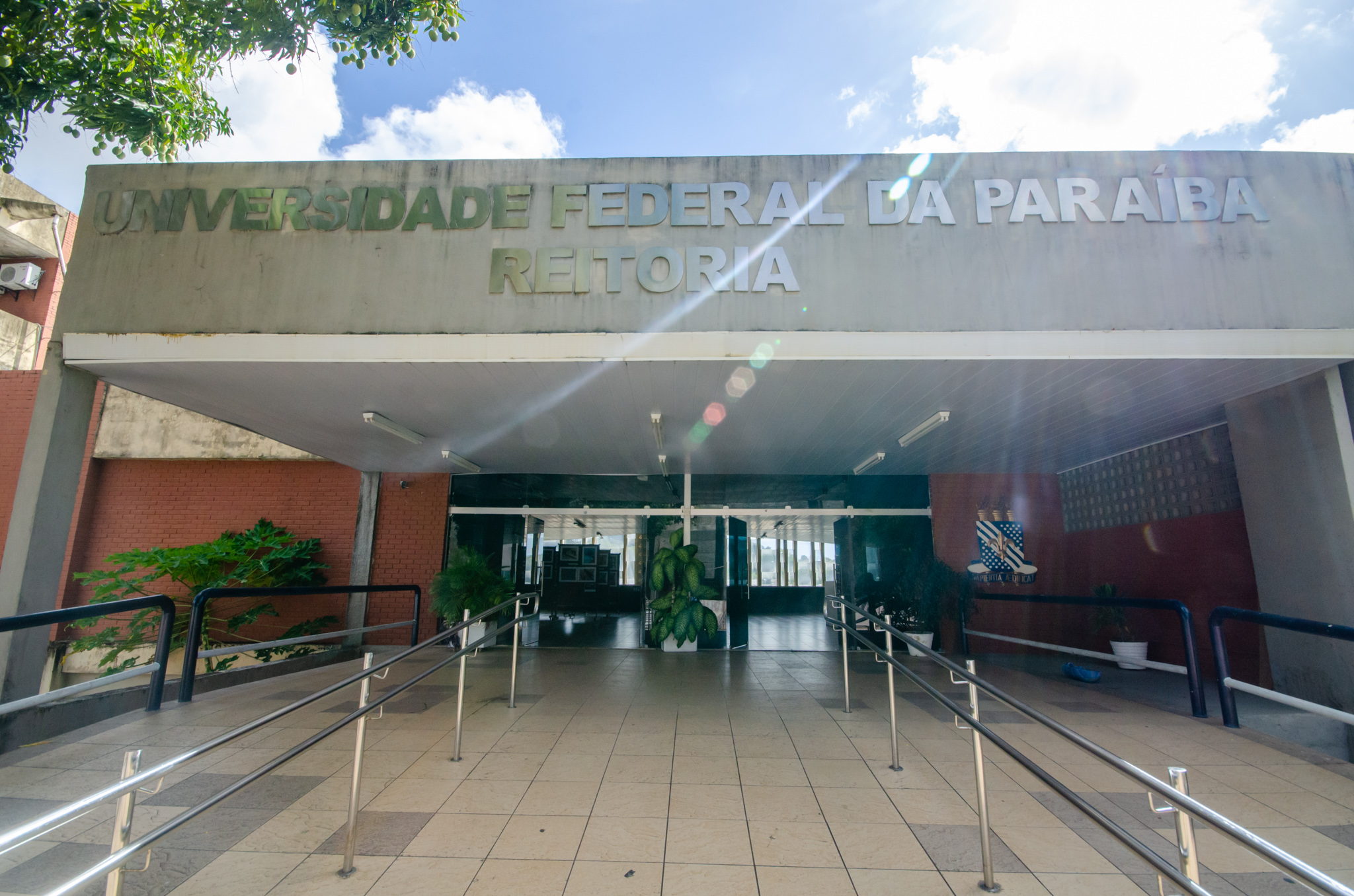 UFPB NOMEIA TRÊS DOCENTES E 15 TÉCNICOS ADMINISTRATIVOS APROVADOS EM CONCURSOS PÚBLICOS